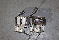 Суппорт гальмівний 4E0615404C Audi A8 D3