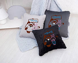 Подушка подарункова "Вінні та П'ятачок" флок