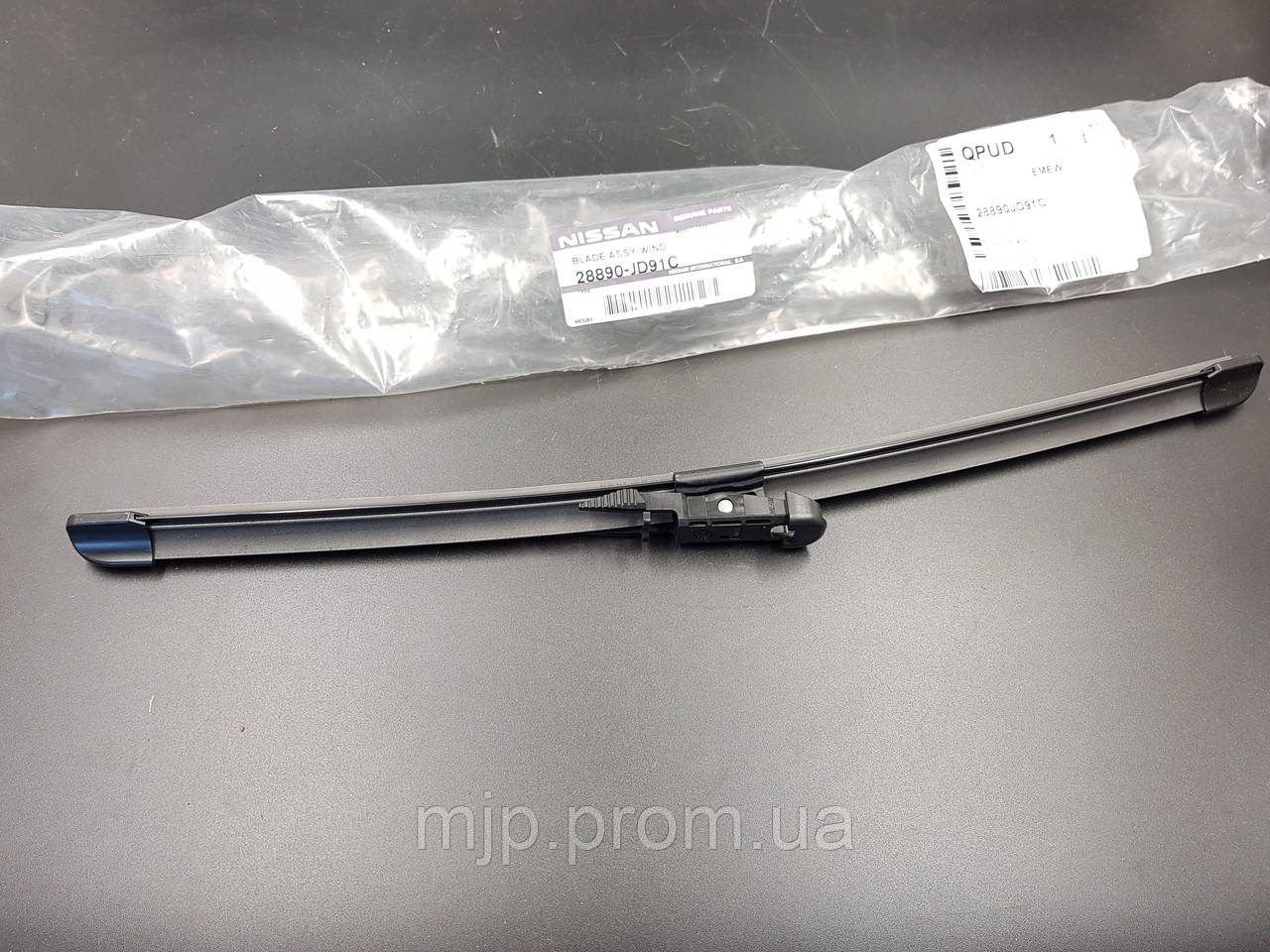 Стеклоочеститель 28890-JD91C. NISSAN