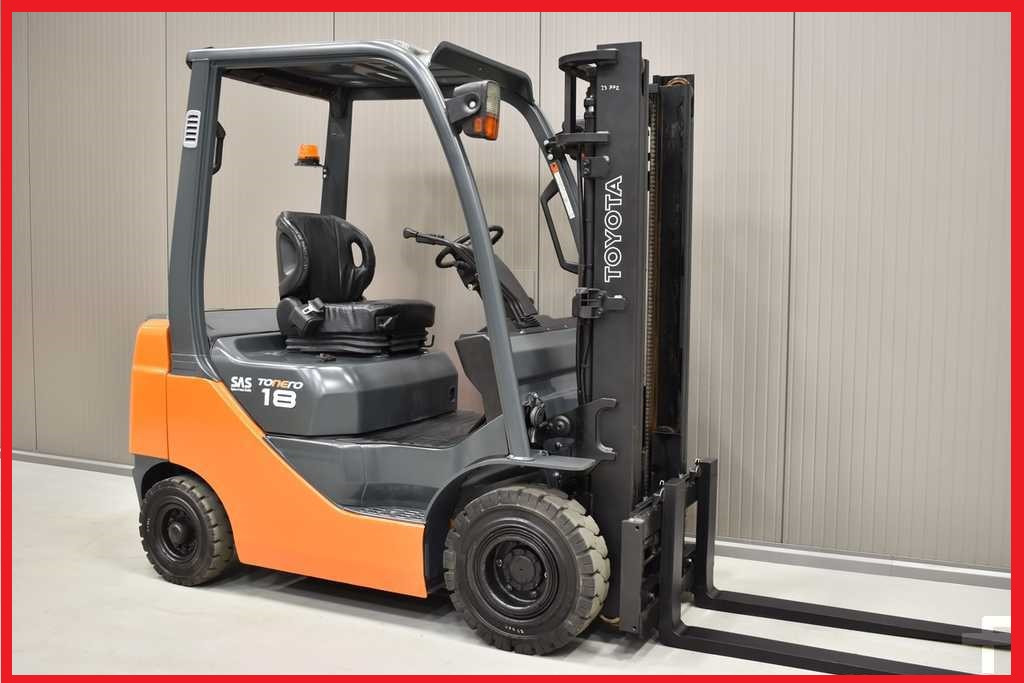 Дизельний навантажувач Toyota 62-8FD18, 2013р., бічне зміщення, фото 1