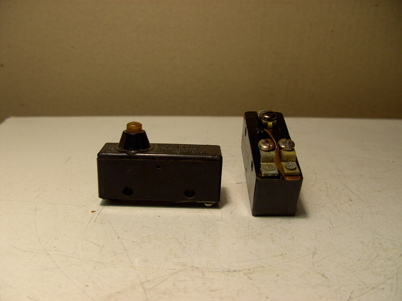 Микропереключатель МП 2102 Л УХЛ3 16А: продажа, цена в Харькове ...