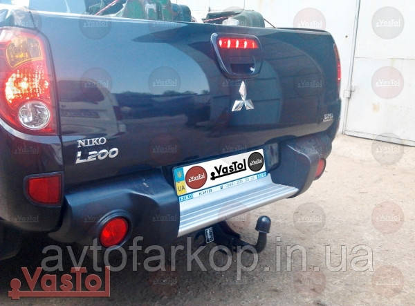 Фаркоп Mitsubishi L200 (2006-2015)(пластиковый Бампер)(Фаркоп Митсубиси ...