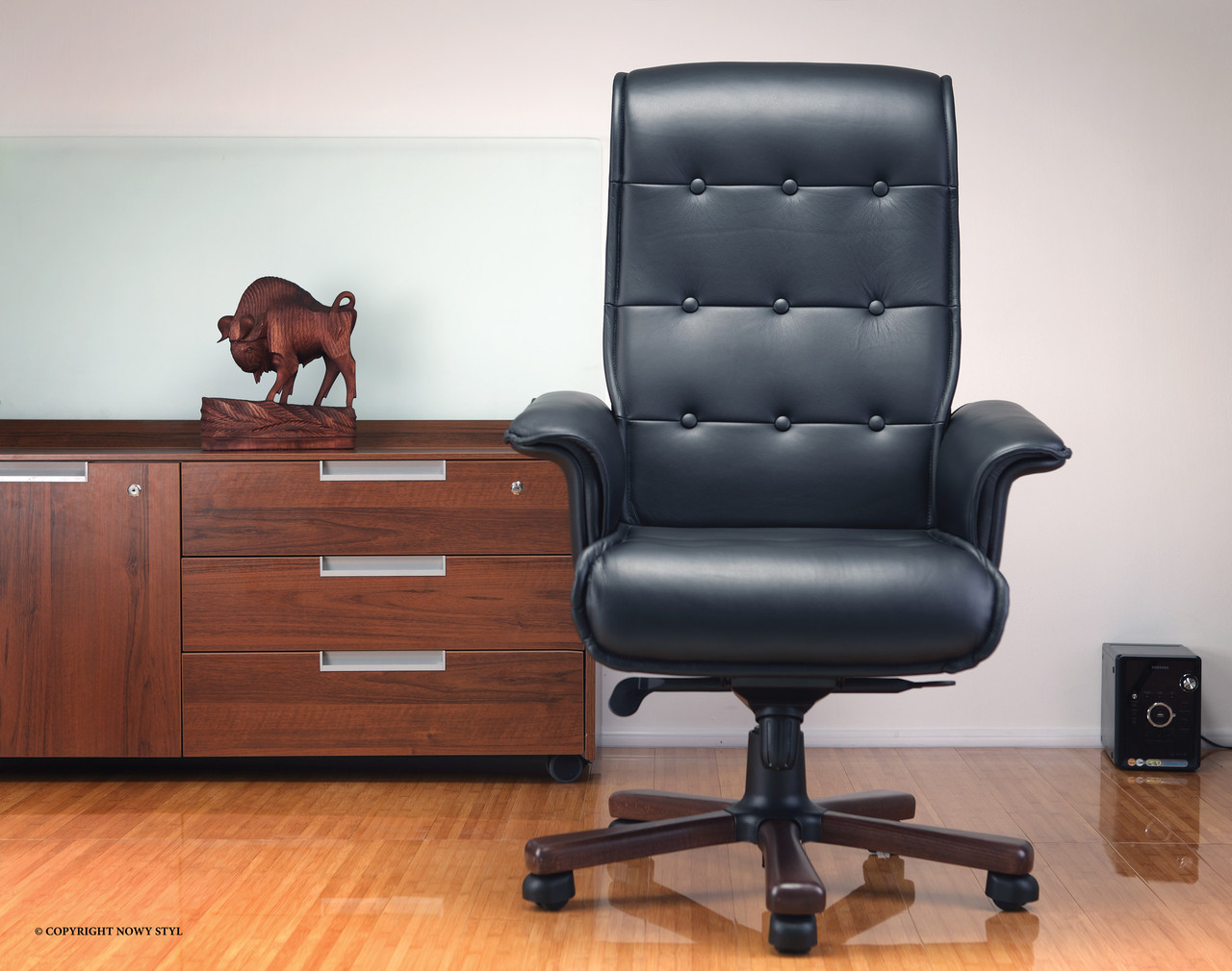 Крісло LUXUS B EX LE