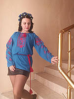 Блузка женская , синяя , с красной вышивкой , " маки с виноградом" материал, шифон ,домотканная ткань
