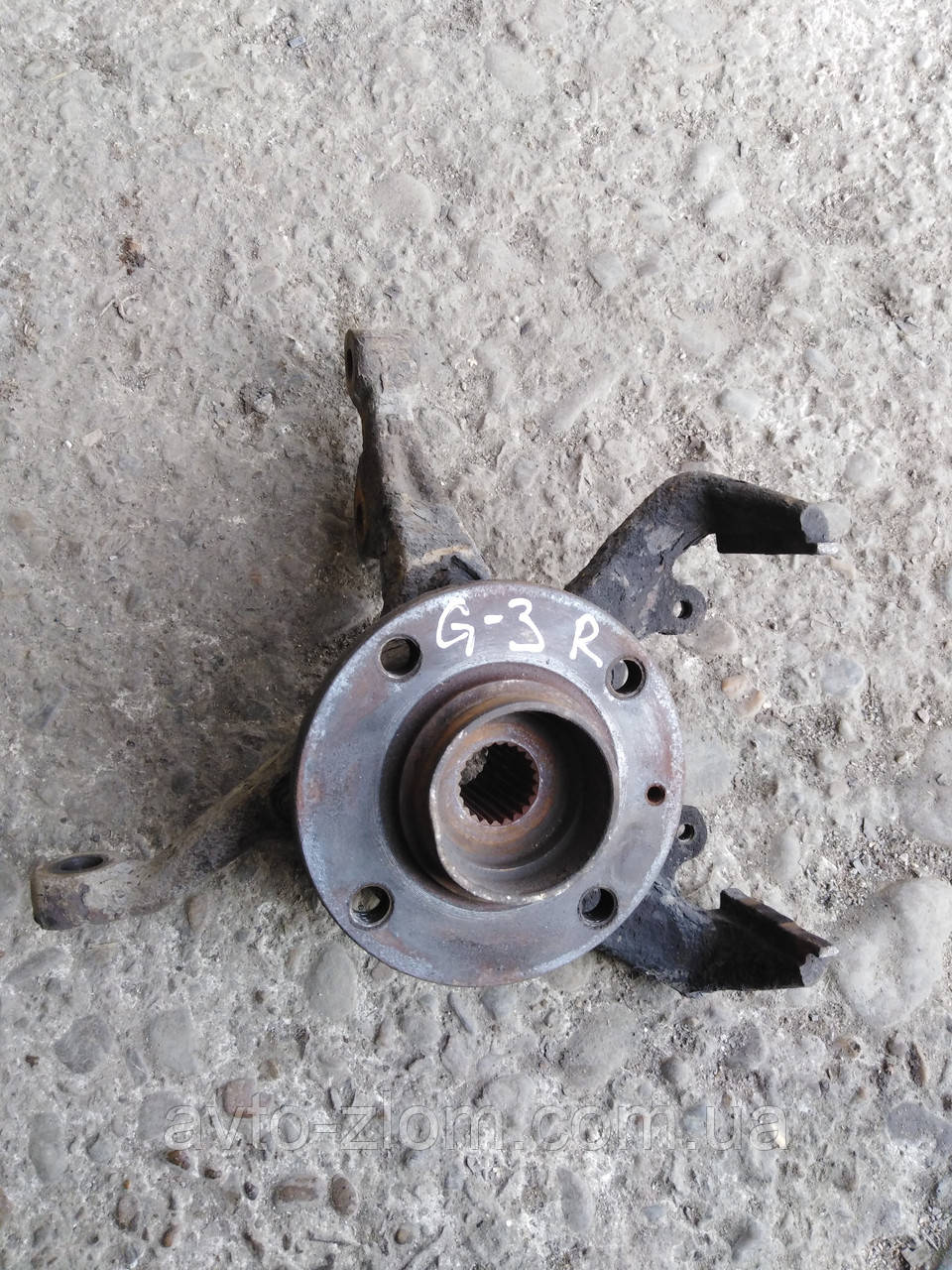 Поворотний кулак правий Volkswagen Golf 3, Vento.