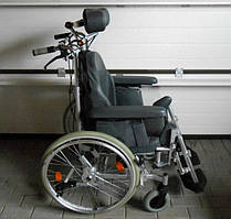 Інвалідна коляска стабілізуюча голову і спину