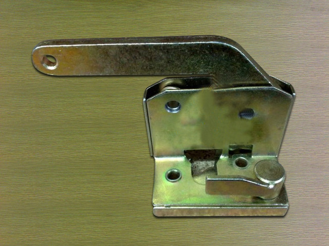 121/13500 замок двері JCB