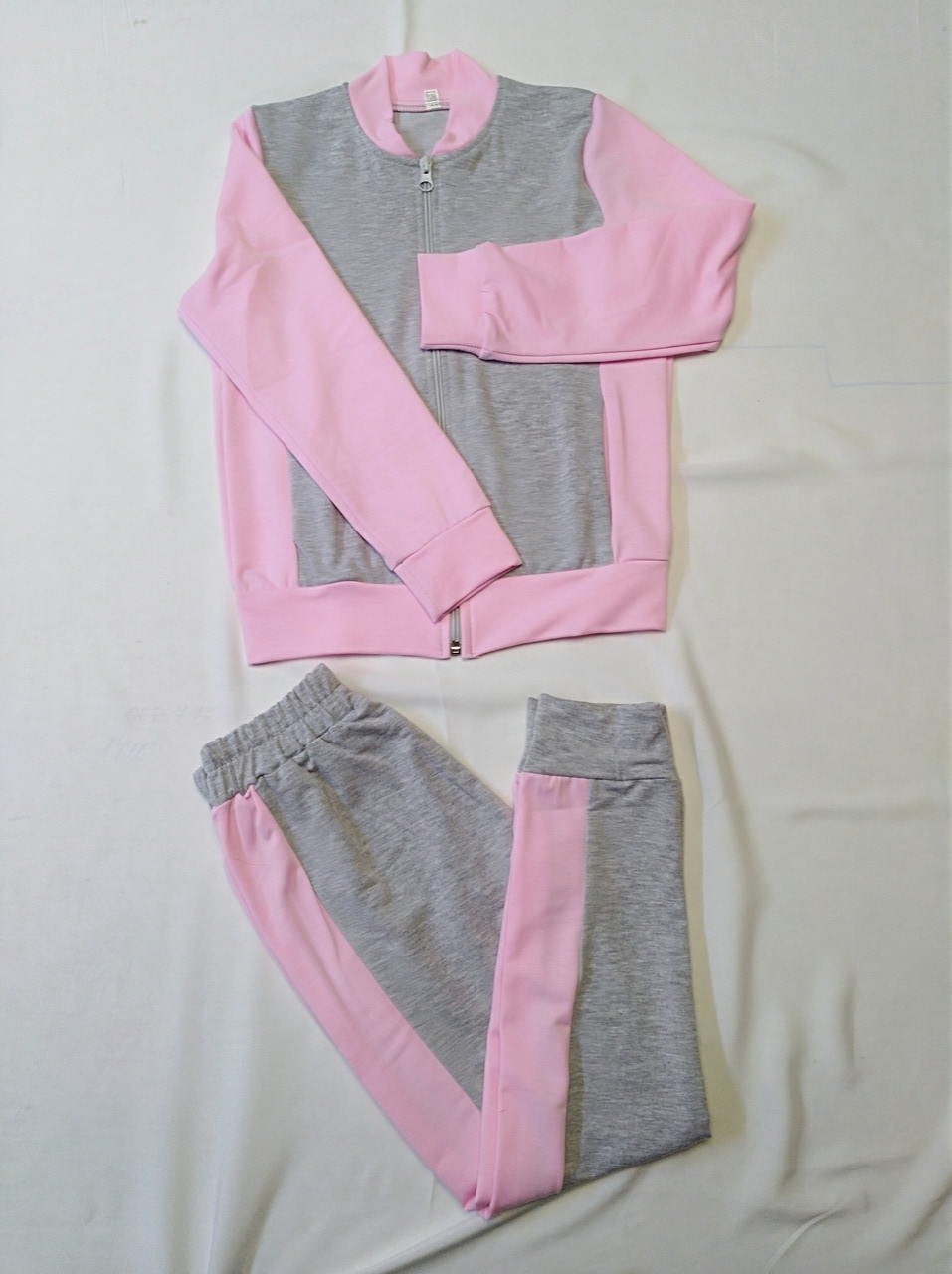 Дитячий спортивний костюм для дівчаток Колір рожевий+сірий