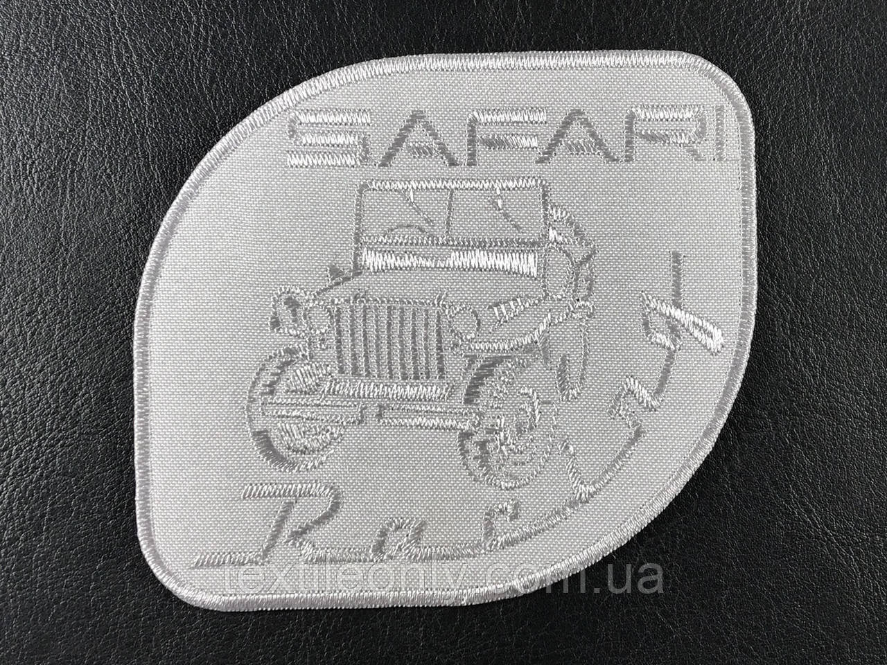 Нашивка safari racing колір світло-сірий 110х98 мм