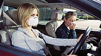 Запах бензину в салоні автомобіля: причини і усунення