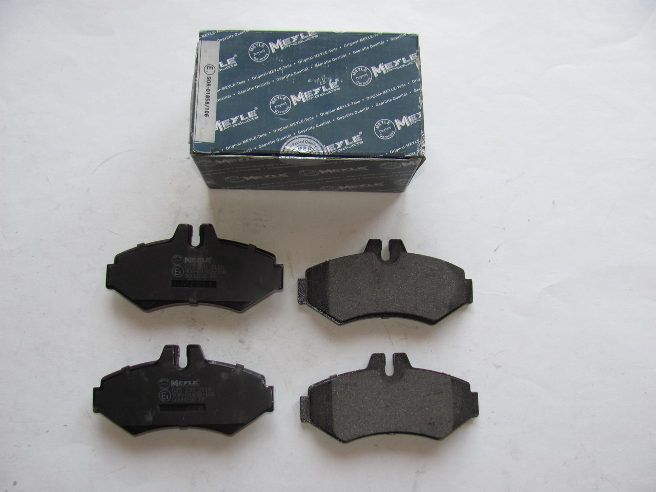 Задні колодки (без молоточків) MB Sprinter 208-316, VW LT 28-35 1996-2006 — Meyle (Німеччина) — 025 230 2118