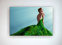Картина весенняя девушка в зелёном платье из цветов абстракция декор в офис габарит 60*40
