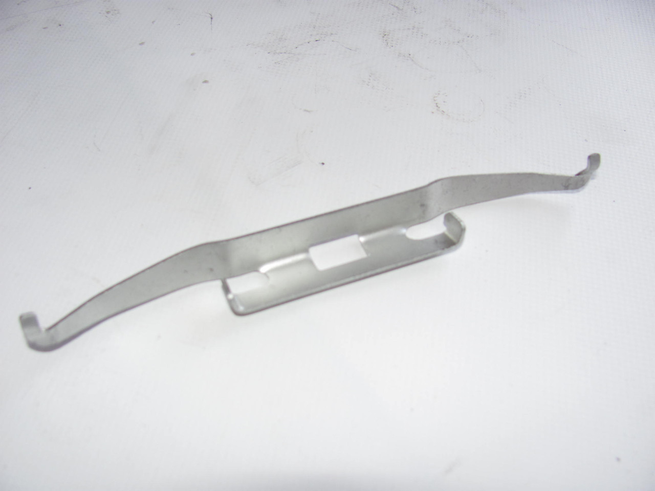 Фіксатор гальмівних колодок MB Sprinter/Vito 638/VW LT 1996-2006 — Autotechteile (Німеччина) — 1004291