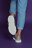 Жіночі літні шкіряні кросівки з перфорацією (сірі), фото 4