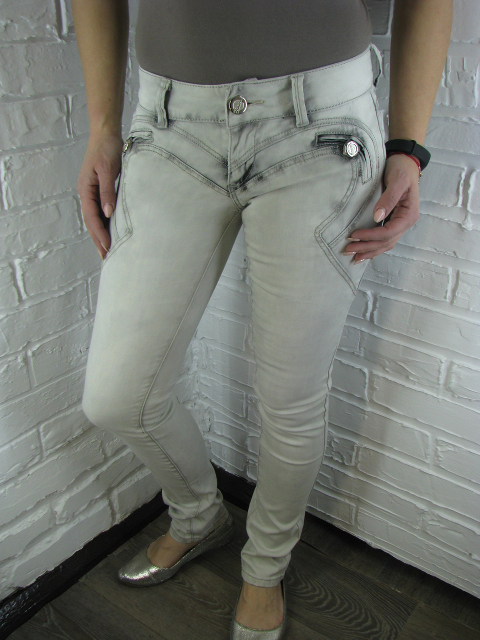 Джинси жіночі літні FPN 81096 світло-сірі 27