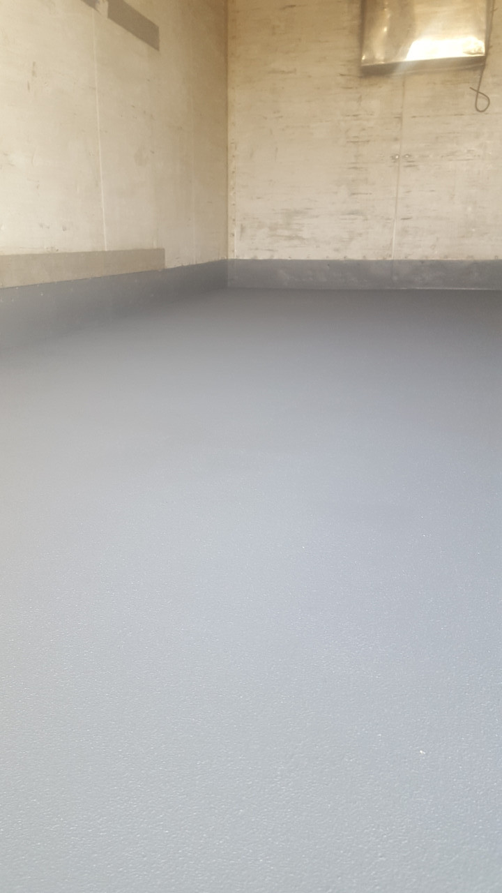 Заливна підлога (заміна підлоги у фургоні, причепі, напівпричепі)