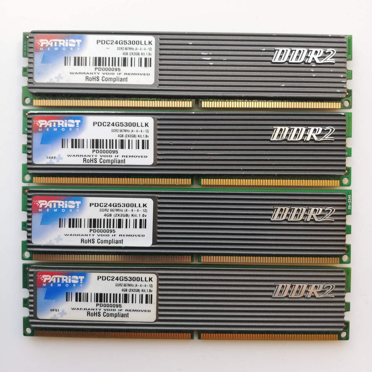 Комплект оперативной памяти Patriot DDR2 8Gb (4*2Gb) 667MHz PC2 5300U CL4 (PDC24G5300LLK) Б/У, фото 1