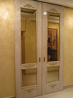 Дверь межкомнатная с резьбой