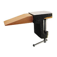 Фінагель зі струбциною і ковадлом