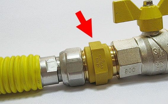 Приклад встановлення діелектричної муфти EcoFlex