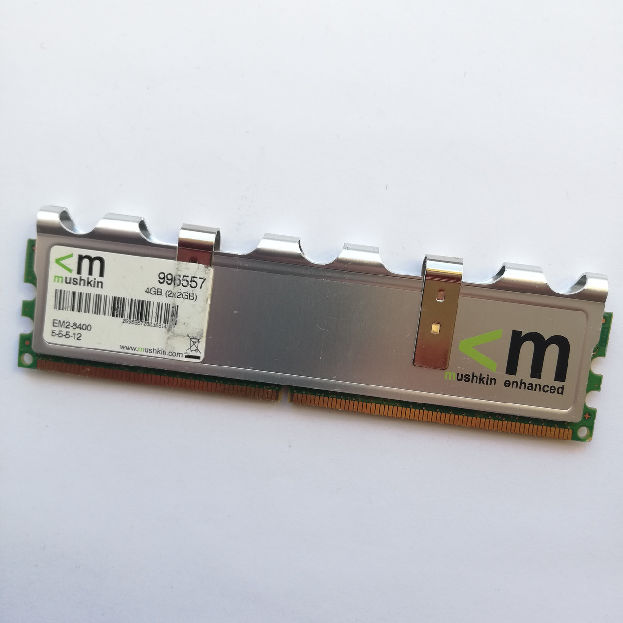 Ігрова оперативна пам'ять Mushkin DDR2 2Gb 800MHz PC2-6400U 2R8 CL5 (996557) Б/В