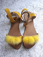 Желтые сандалии босоножки женские на сплошной подошве с помпоном норки замша 34-42 размер