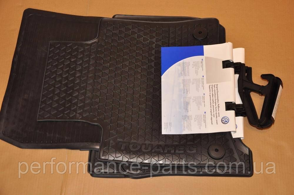 Оригінальні килимки Volkswagen Touareg комплект перед-зад 4 штуки 7P1061500041