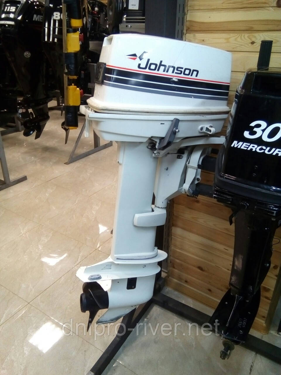 Лодочный мотор Johnson 25 L: продажа, цена в Киеве. Лодочные моторы от ...
