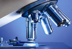 Астрономія і мікроскопія