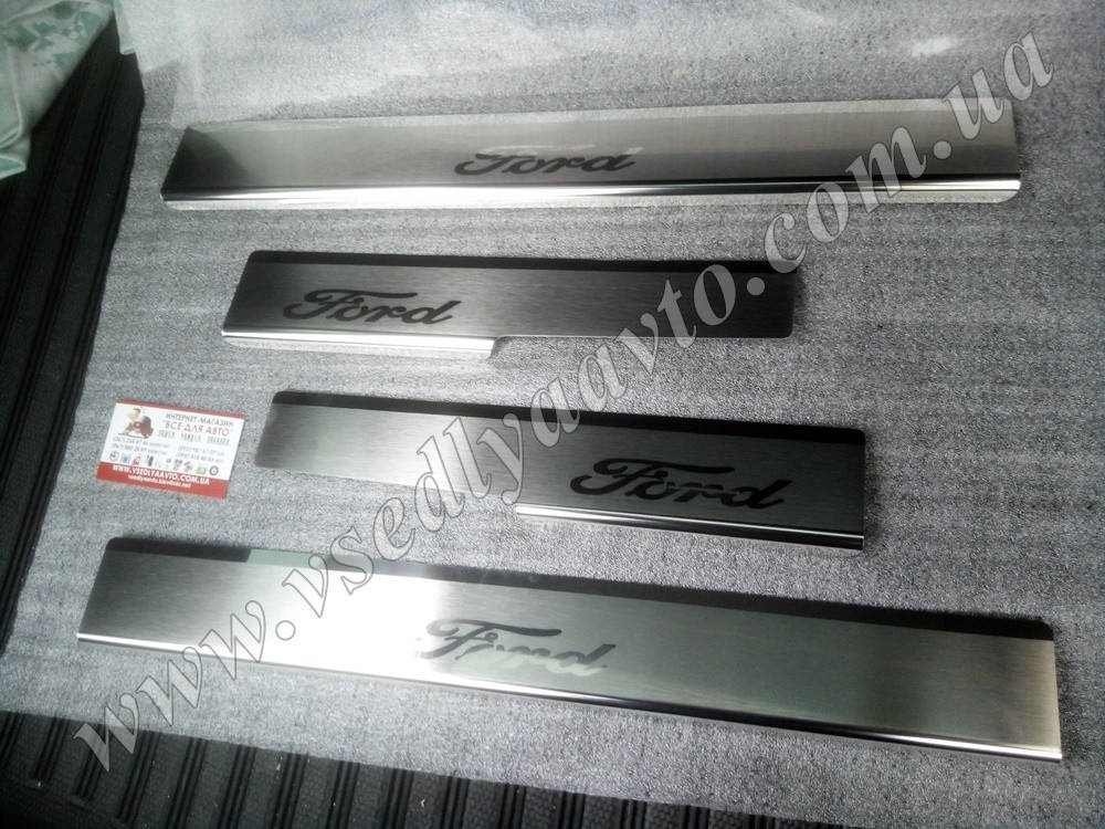 

Накладки на пороги Ford FUSION USA Америка с 2012- (Premium)