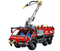 Lego Technic Автомобіль пожежної бригади аеропорту 42068, фото 6