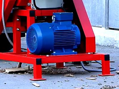 Мощный электродвигатель измельчителя веток ARPAL АМ-120Ш