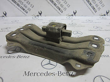 Кронштейн КПП Mercedes W163 ML-class (2202420201)
