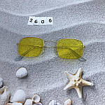 Жовті окуляри в золотистій оправі, фото 3