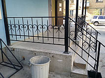 Кованый навес над крыльцом 4