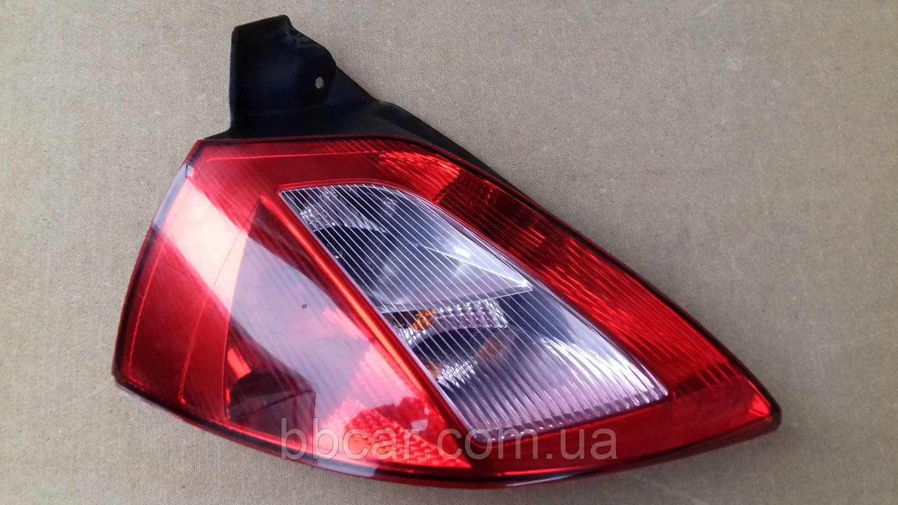 Задній ліхтар Renault Megane 2 CC 2002-2008 р-в Valeo 8200073236 ( L )