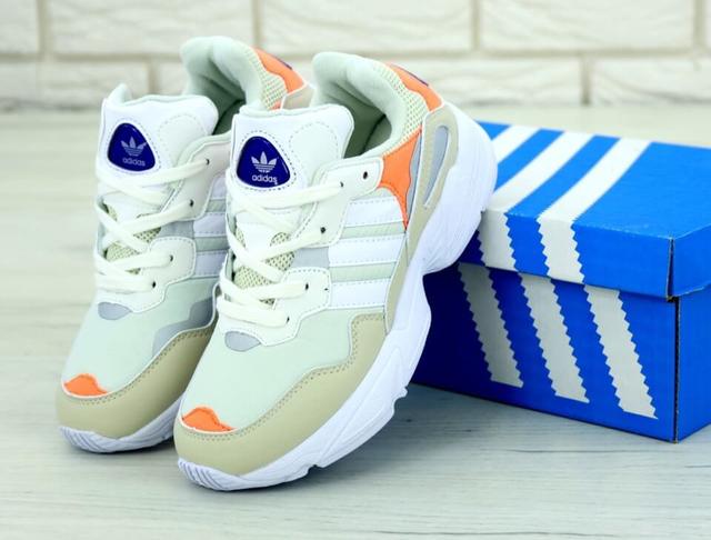 Кросівки для спортзалу Adidas Yung-1 Кросівки для спортзалу Adidas Yung-фото 1