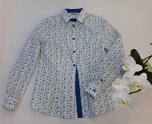 Блуза у квітковий принт