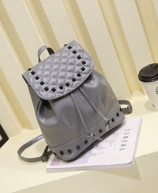 Рюкзак жіночий кожзам. з фурнітурою