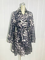 Плащ жіночий демісезонний сіро-білий плісе легкий приталений під пояс на ґудзиках