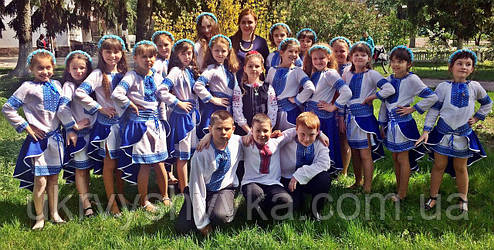 Виготовлення сценічних костюмів на замовлення