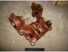 Кронштейн валу поворотного МТЗ 70-4605016-Б