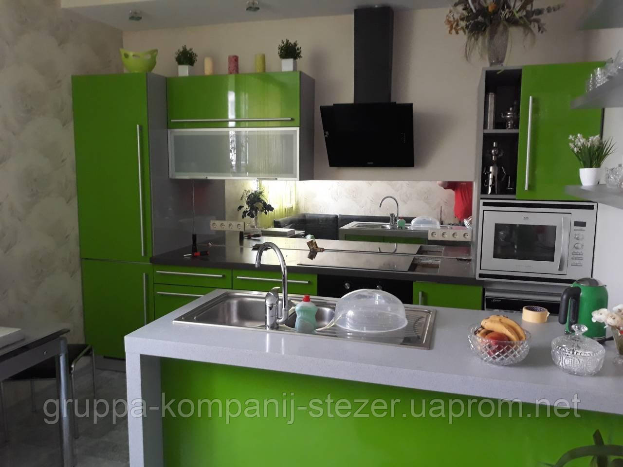 Скляний фартух з дзеркала на кухню