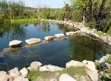 Пруд на ділянці проєктування, монтаж (будь-яка складність робіт, під ключ)