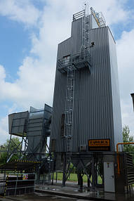 Страна: Чехия Тип: GDB-XN 1/11-S Продукт: Кукуруза, Пшеница Производительность: Кукуруза: около 13,0 т/ч. от 35% -> 15% Пшени́ца: около 50,0 т/ч. от 19% -> 15%