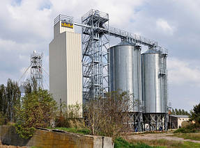 Країна: Чехія Тип: MDB-XN 1/13-SU Продукт: Кукурудза Продуктивність: близько 22,6 т/год. від 25% -> 15% або близько 15,6 т/год. з 35% до 15%