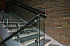 Скляне огородження сходів з поручнем з нержавіючої сталі, фото 4