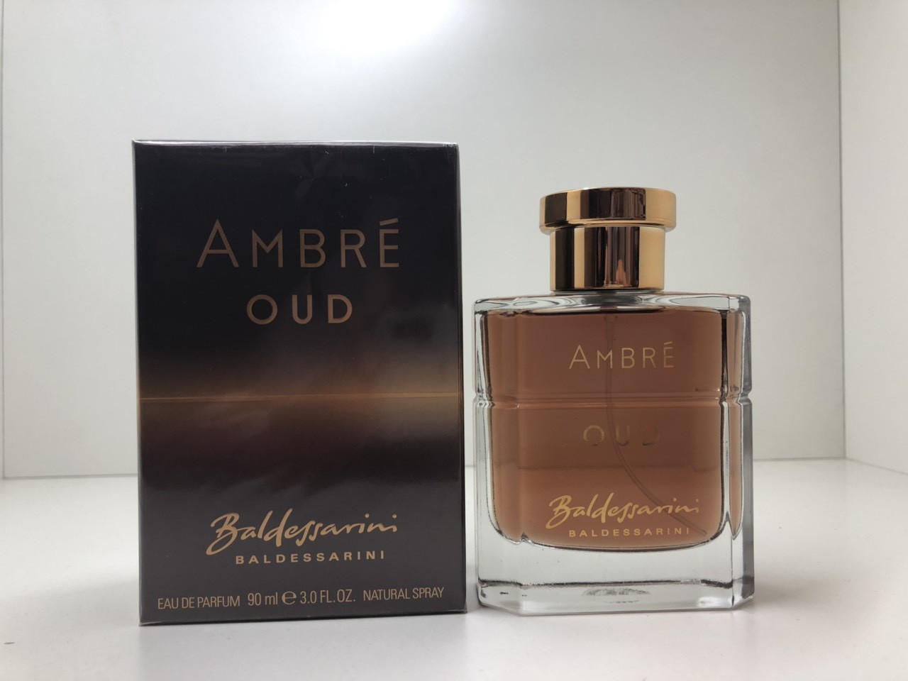 Чоловічі парфуми Baldessarini Ambre Oud (Балдесаріні Амбре Уд) 100 мл