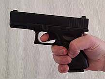 Іграшковий дитячий пневматичний пістолет Глок 17 (Glock 17) G15 Металевий з кулями в комплекті, фото 2
