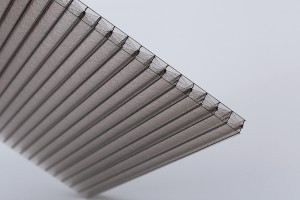 Бронзовий стільниковий полікарбонат ARLA PLAST 8 мм 2 wall 2100 х 6000 мм УФ 2, фото 1